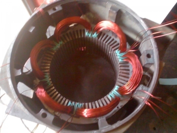 三相交流電機(jī)電樞受潮該怎么修理電機(jī)呢？